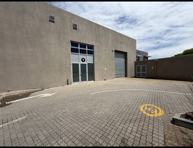 316M² WAREHOUSE TO LET IN BRACKENFELL INDUSTRIAL